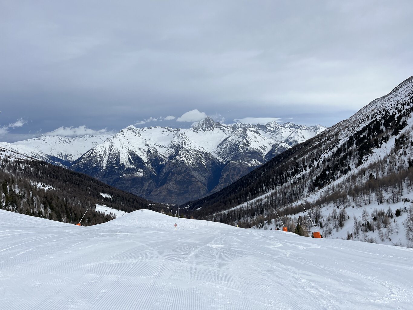 Rote Piste neben dem höchsten T-Bar, die untere Hälfte war eigentlich ganz gut