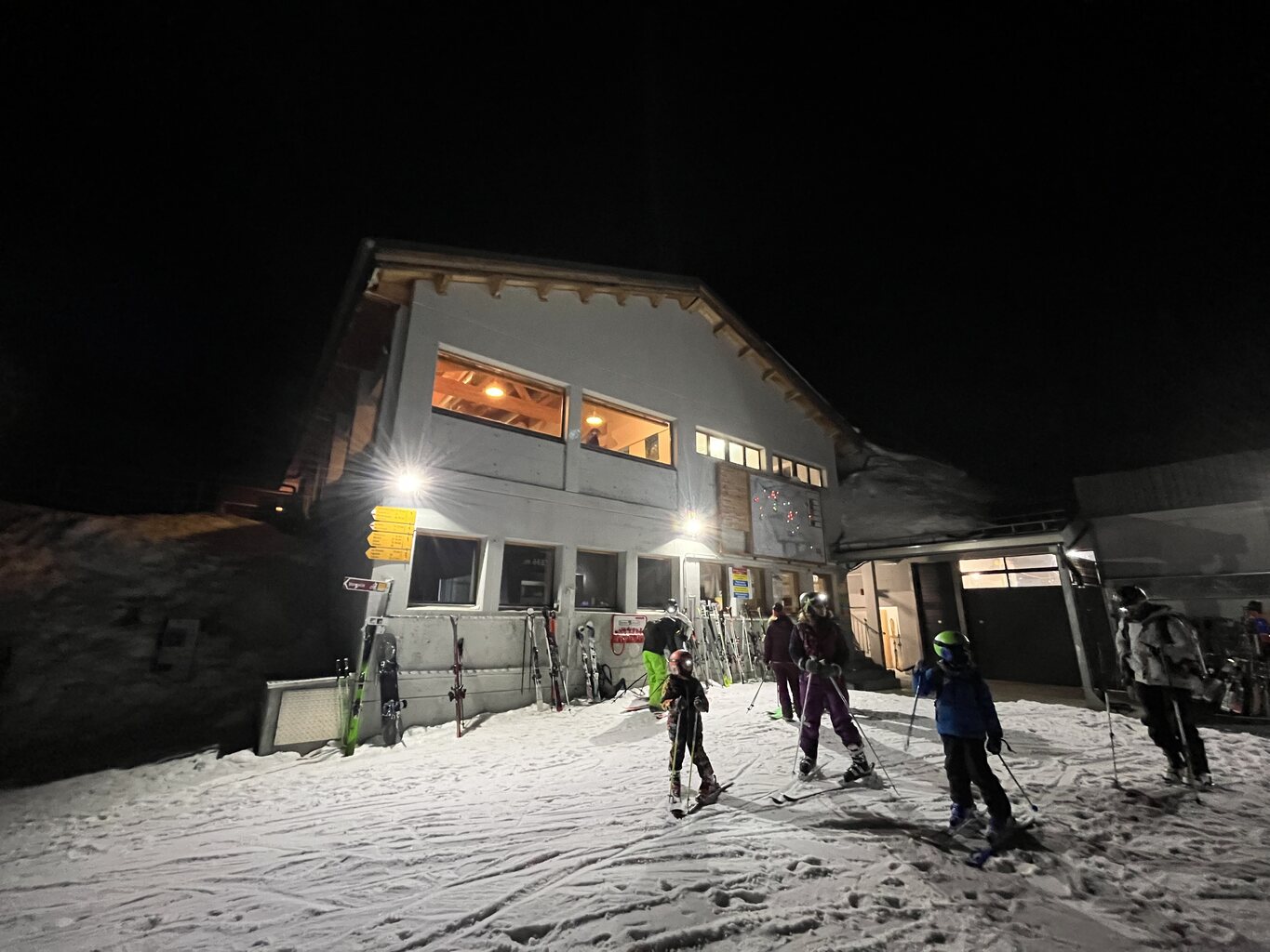 Restaurant "Crêt-du-Midi".