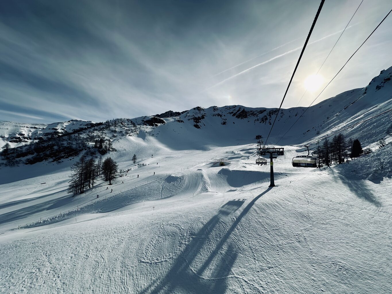 Weiter geht es an der Tälibahn.