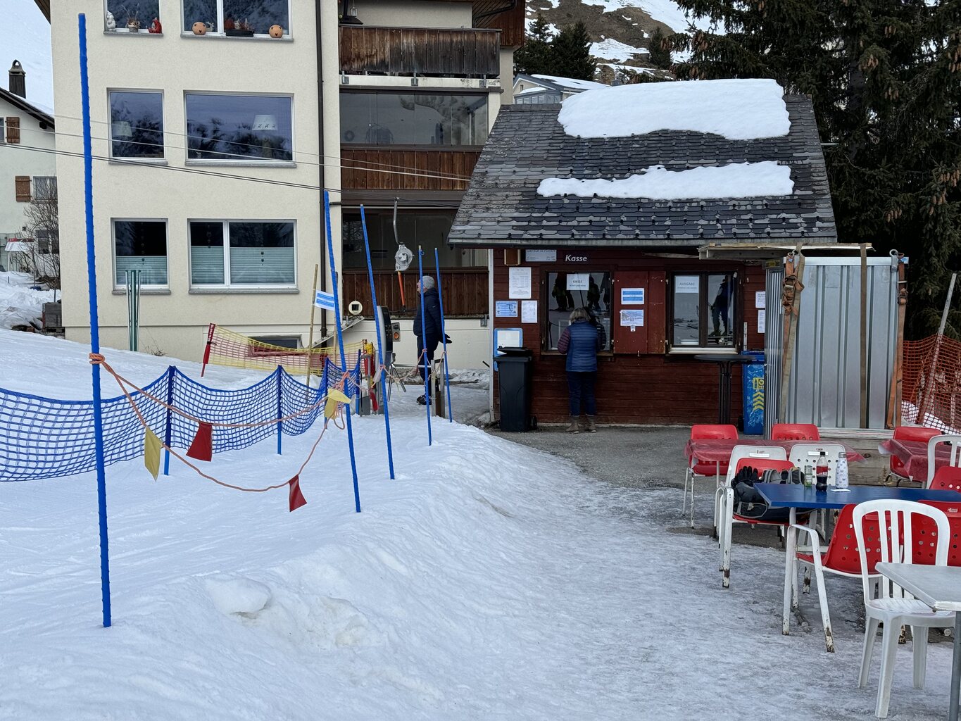 Talstation und Ticket/Imbiss-Verkauf