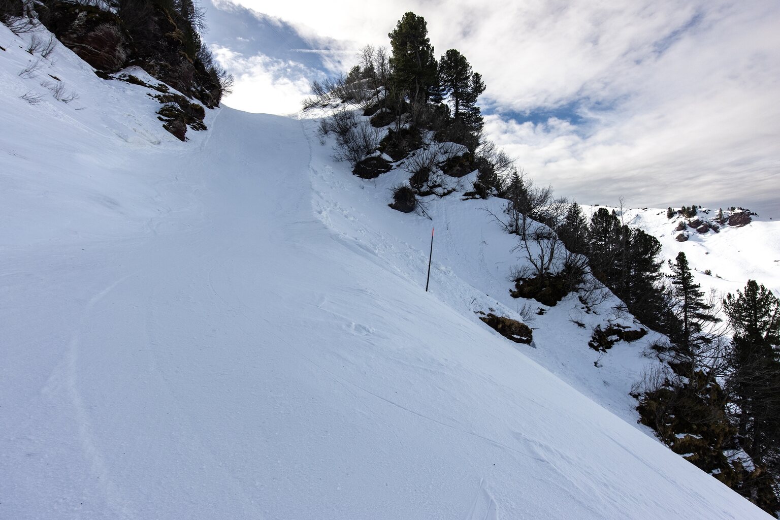 Die Engstelle auf der Chuewegpiste ist wirklich eng:-)