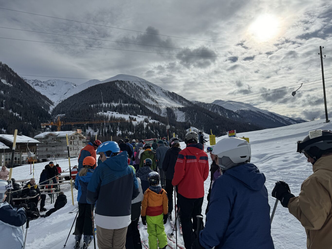 Schlange bei der Talstation Geschinen
