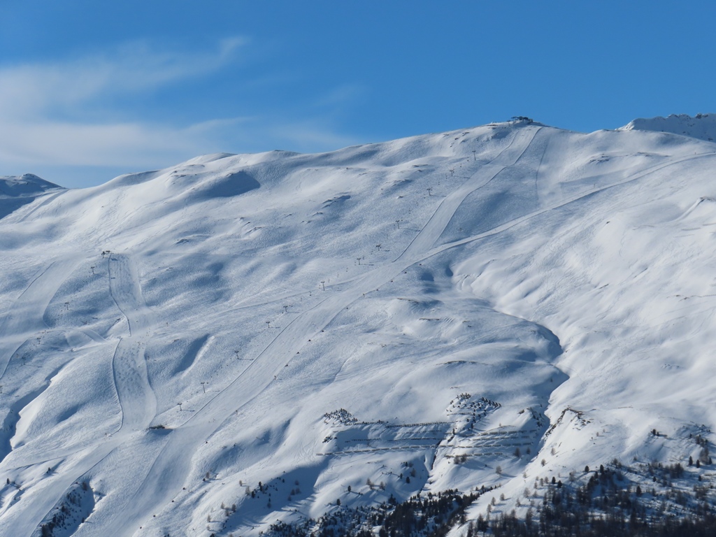 Blich vom Mottolino zum Bereich Blesaccia