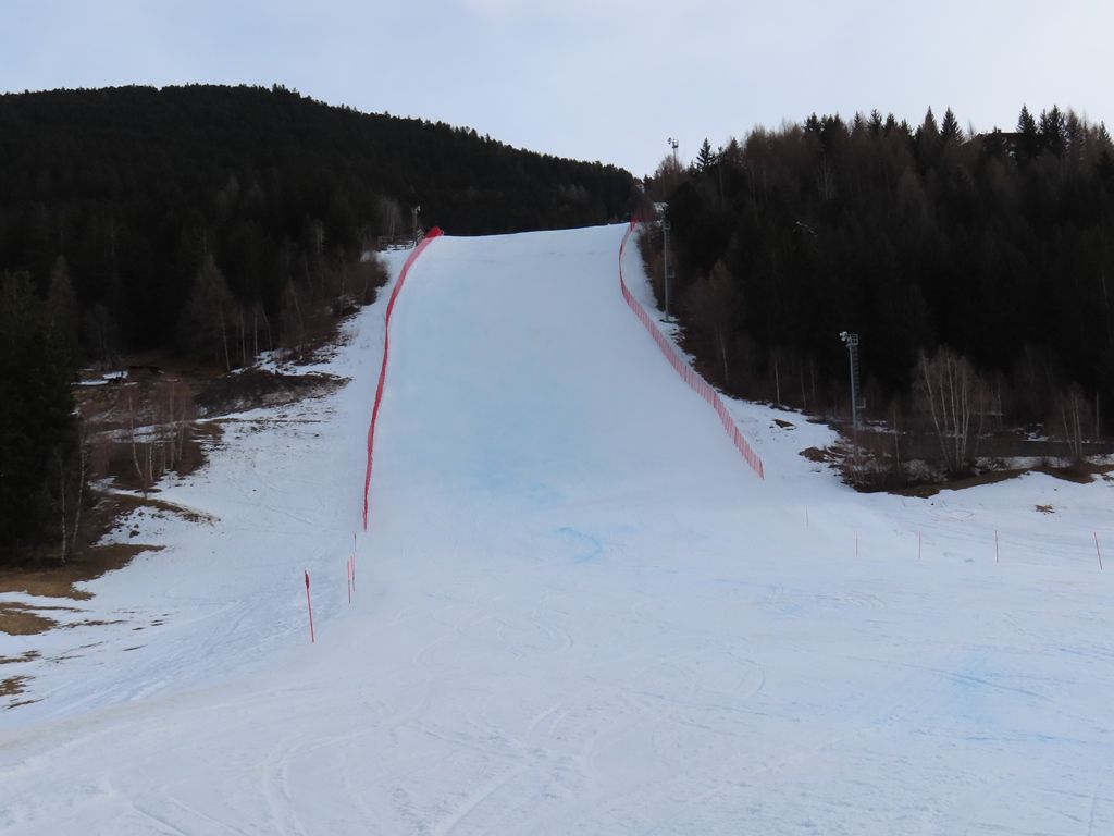 San-Pietro-Sprung und San-Pietro-Schuss von unten