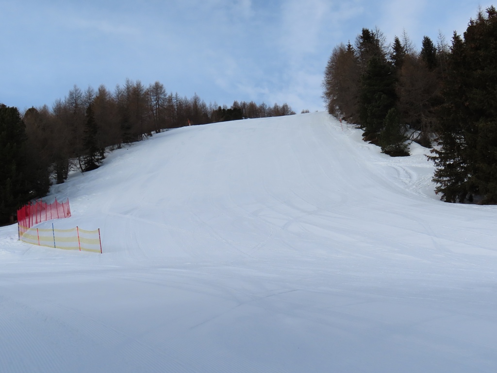 Typischer Pistenabschnitt auf der Oga-Seite