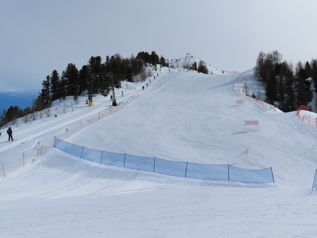 Piste am oberen Schlepplift auf der Isolaccia-Seite