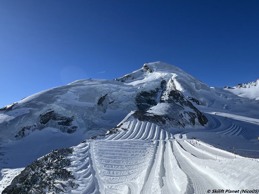 Blick von Mittelallalin auf dem Allalinhorn