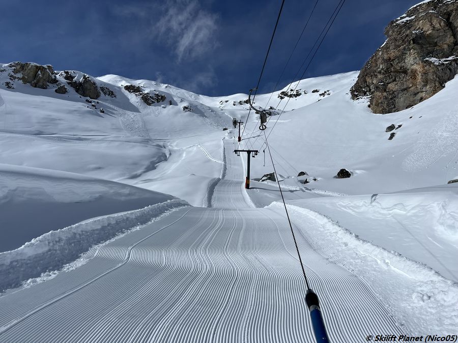 2. Abschnitt des Skilifts Les Arpilles