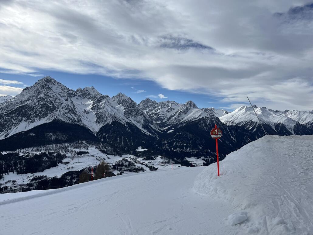 Pistenstart nach Scoul