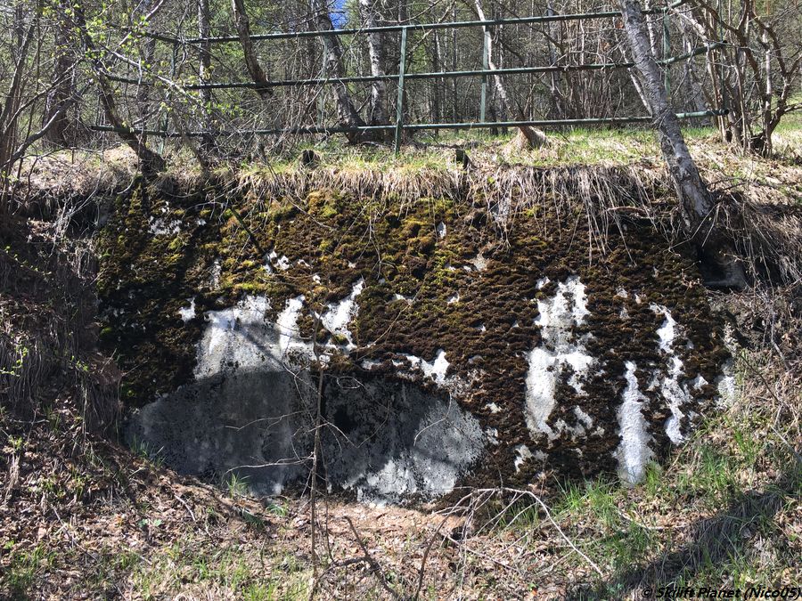 Blick auf die alte Bergstation von Lotrec 1