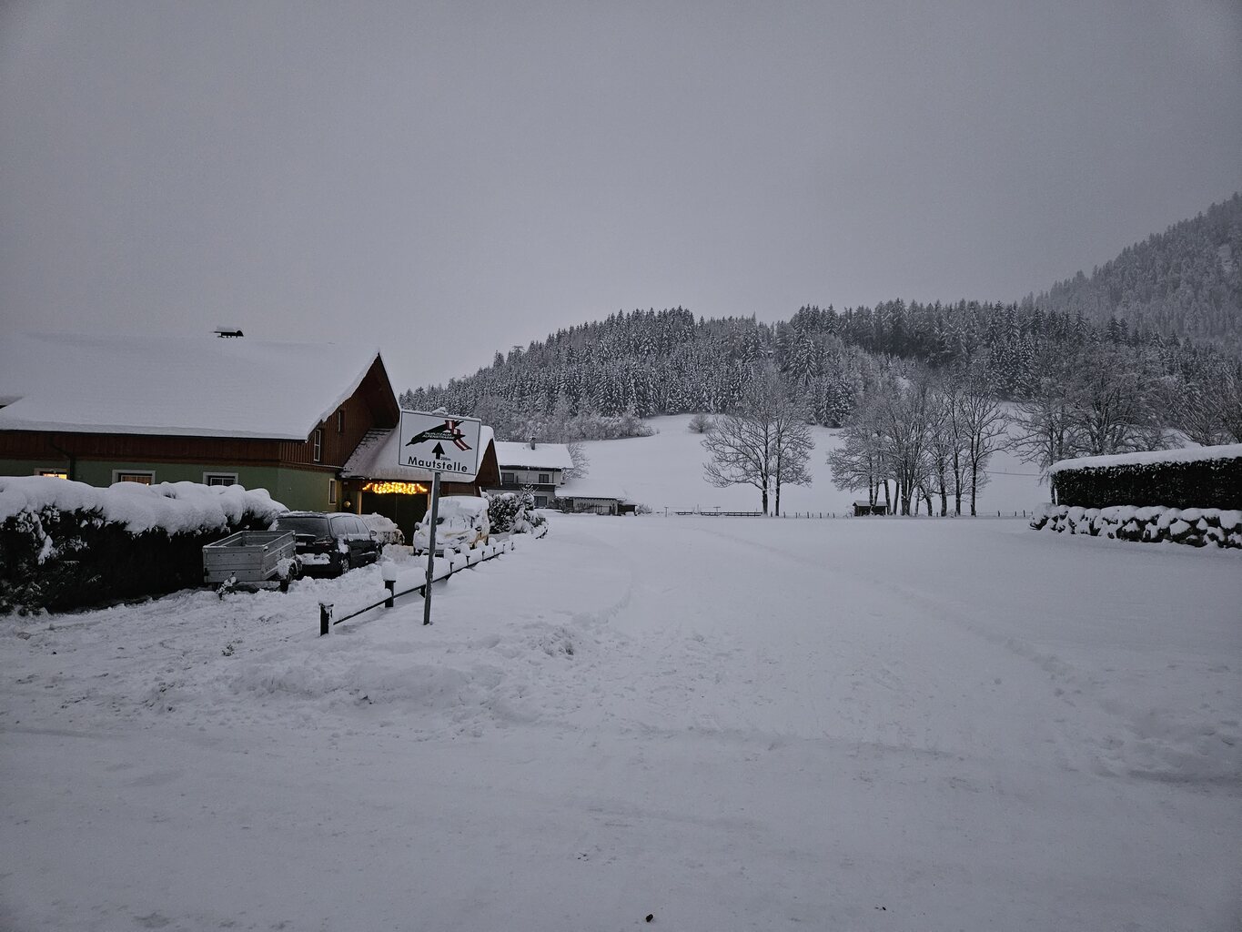 Immer zur Mautstation.