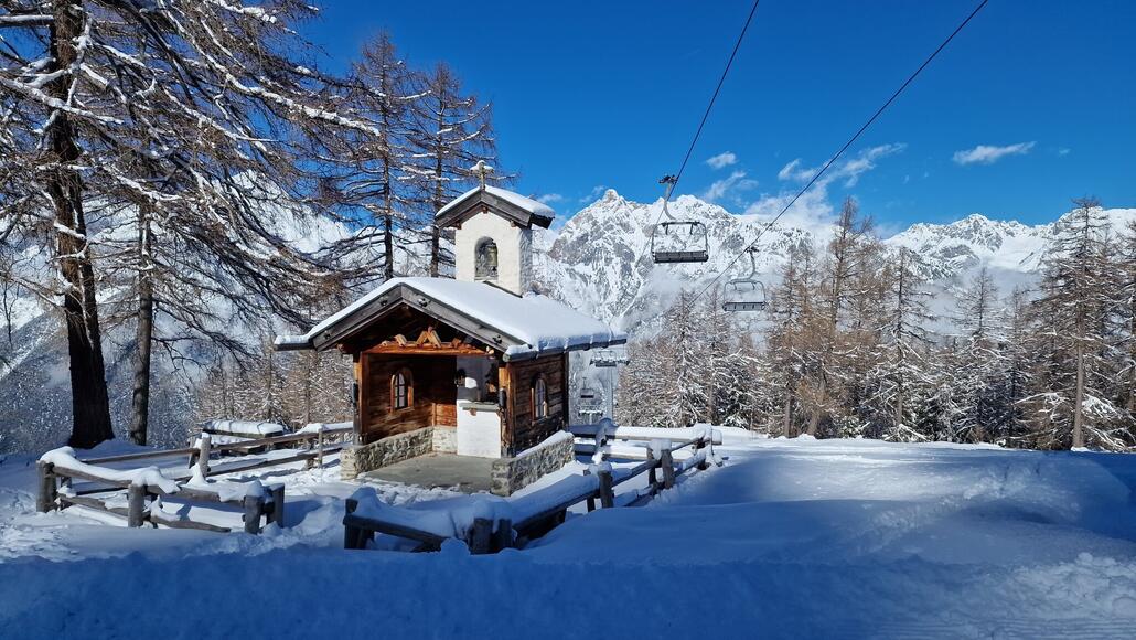 Da die Talabfahrt ebenfalls geschlossen war, geht es mit der Rifenalbahn wieder talwärts.