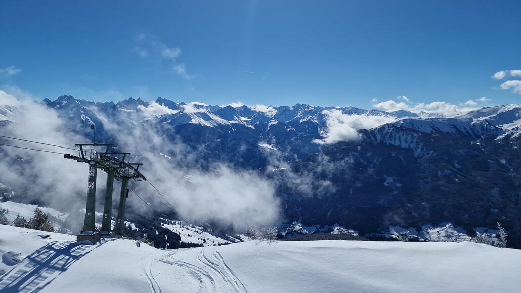 Ein letzter Blick von der Bergstation der stillgelegten Sesselbahn Venet Süd ins Oberinntal. Dieser Sektor hatte mir bei meinem letzten Besuch sehr gefallen.