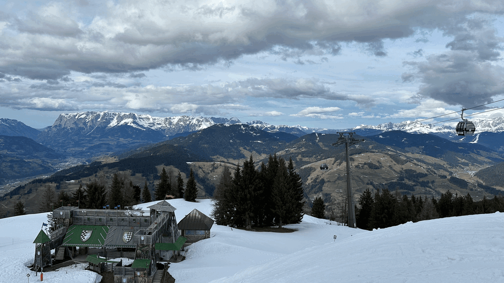 An der Buchaubahn, Blick nach Norden aufs Tennengebirge