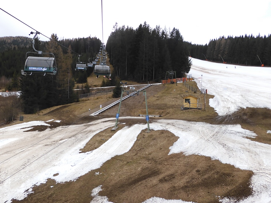 comp_13StuhleckbahnBergfahrt2.jpg