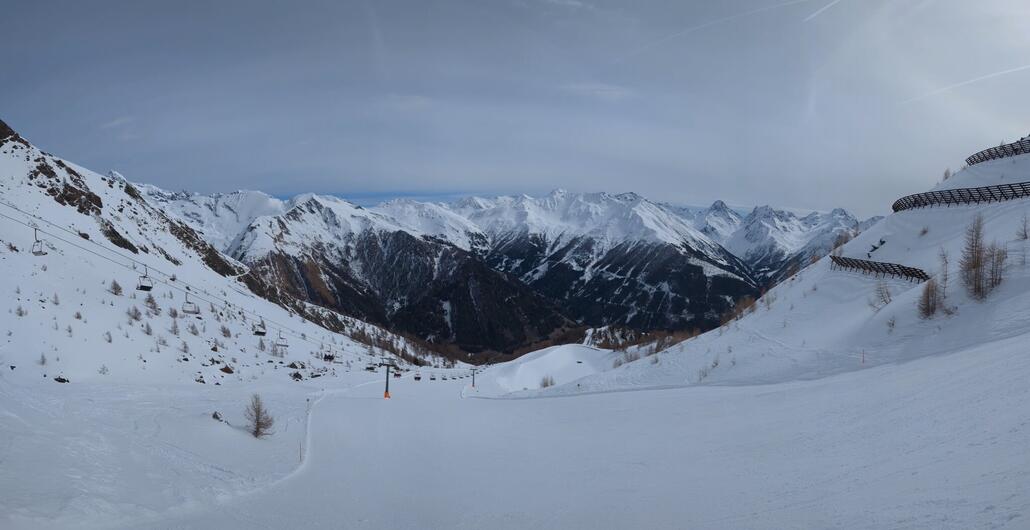 PXL_20240314_103336284.PANO.jpg (235.5 KiB) 2791 mal betrachtet Blauspitz