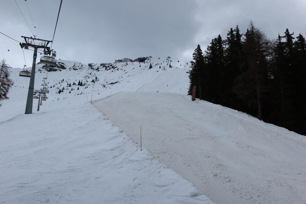Sulz überall bis recht weit hoch, teilweise auch schön braun