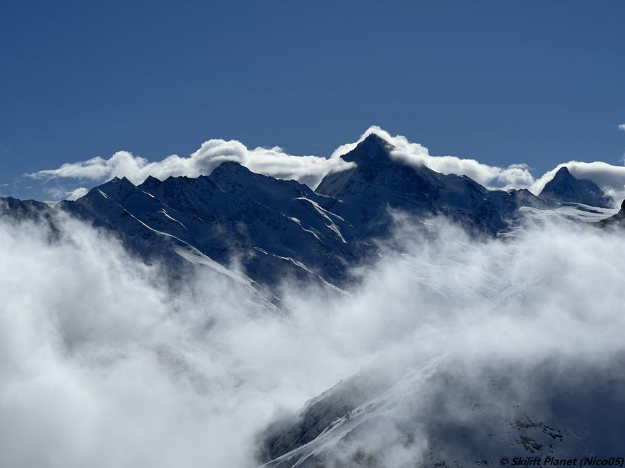 Dent-Blanc und Matterhorn von der Artzinol-Piste aus
