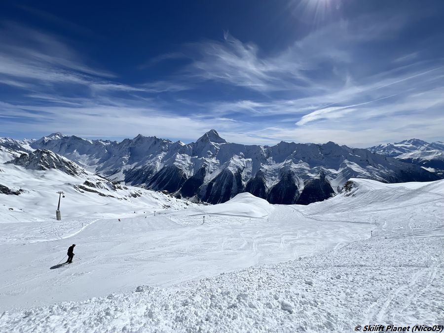 schwarze Piste 11 Petersgrat und blaue Piste 10 Hockenhorn