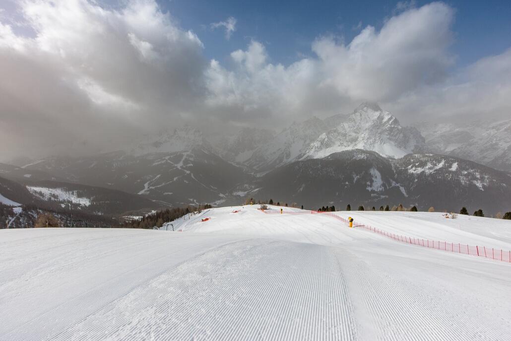 Heute geht es erstmal direkt nach Sexten zurück über die 12a, 11b und 11a. Am morgen noch herrlich.