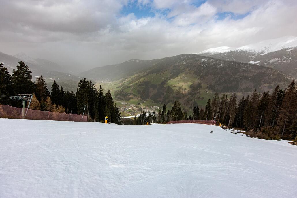 Direkt danach fahren wir die schwarze 13b nach Vierschach, auch schön aufgefirnt.