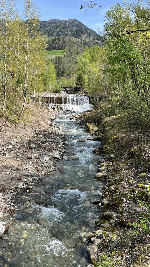 Blick zum Maiser Waalweg, den wir am Sonntag gemacht hatten