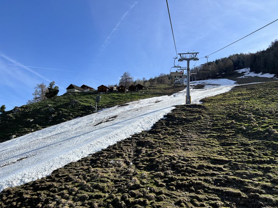 4-SBK Combatzeline: Die rechte Variante der Piste ist geschlossen, die linke war noch offen.