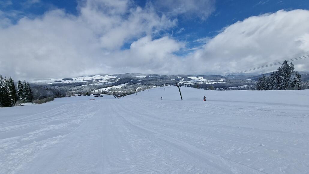 Abfahrt am Familienlift, Skizentrum Windeck