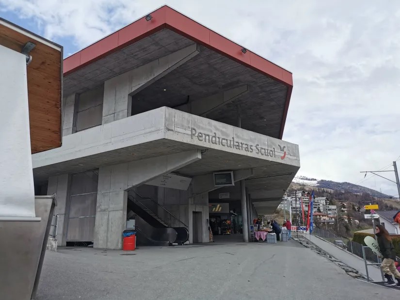 9. Bereits angekommen. Nachmittagskarte gibts für 50 Franken.