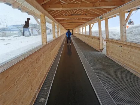 27. Das ist mal ein ordentlicher Teppichlift.