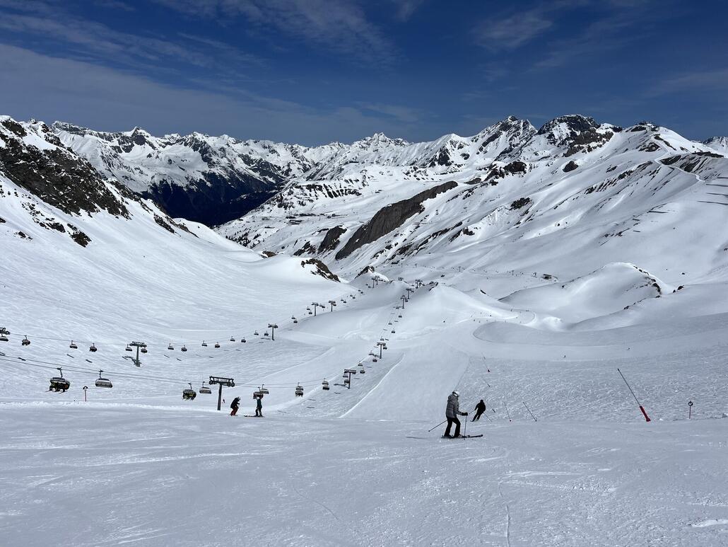 Zeblas dann super. Über den Tag verteilt fahren wir hier 8x!