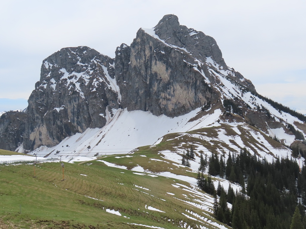 Aggenstein von der Bergstation der Hochalpbahn, also von Norden