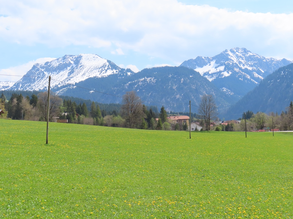 Das müssten Krinnenspitze und Litnisschrofen sein.
