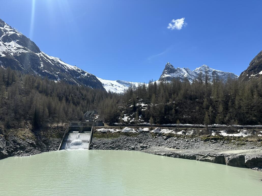 Der sehr kleine See mit den Sandfängern