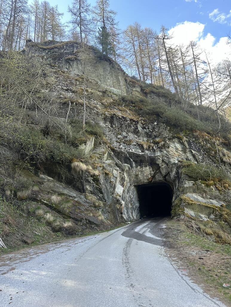 Tunnel bei Renoilin