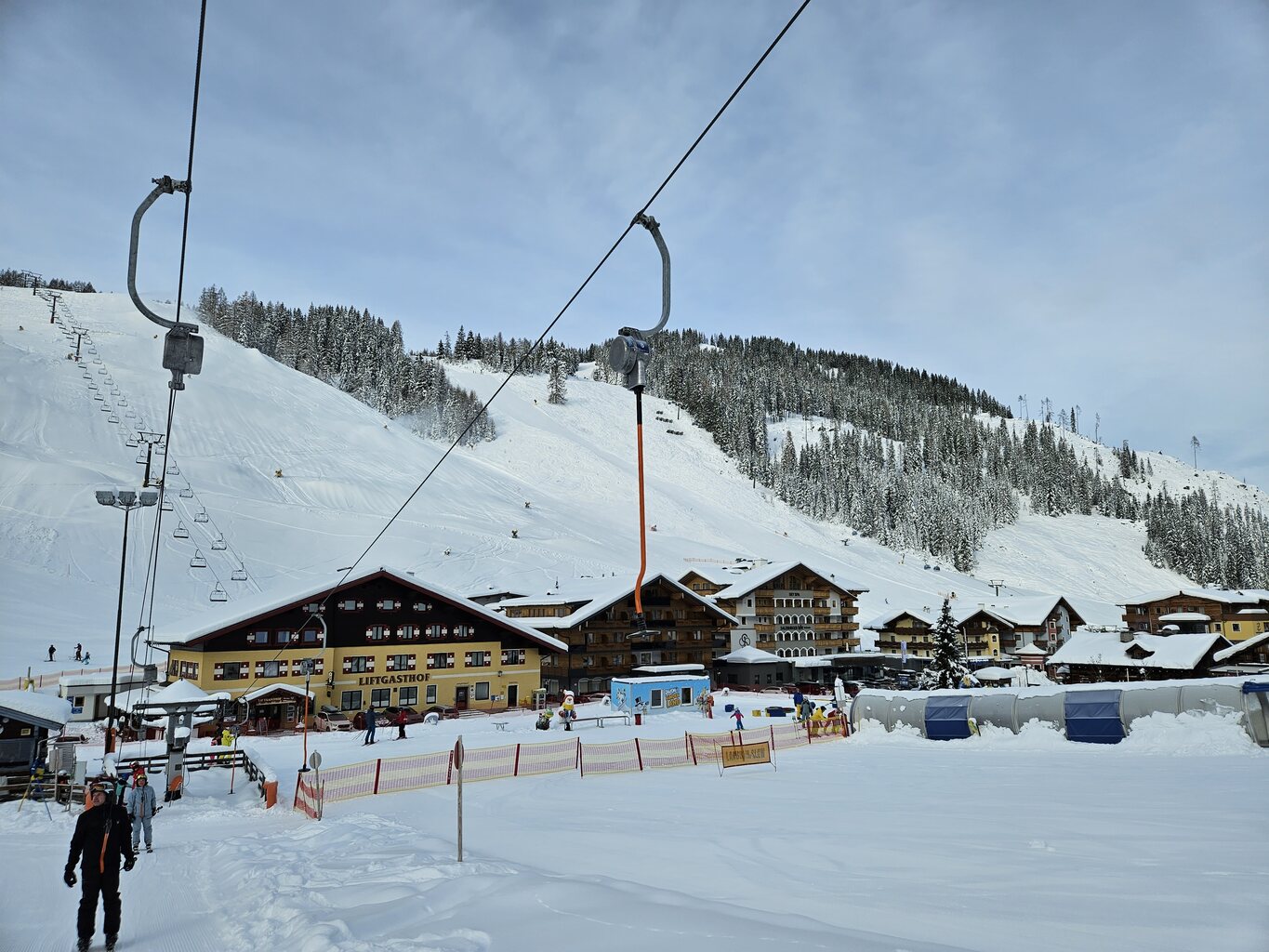 Um nicht nur Schieben zu müssen und es sich einfach zu machen, einmal Schlepper bitte.