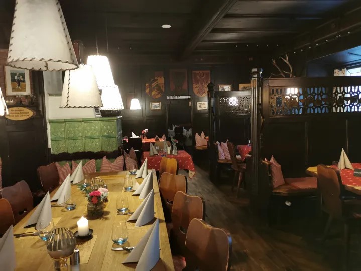 20. Inneneinrichtung.