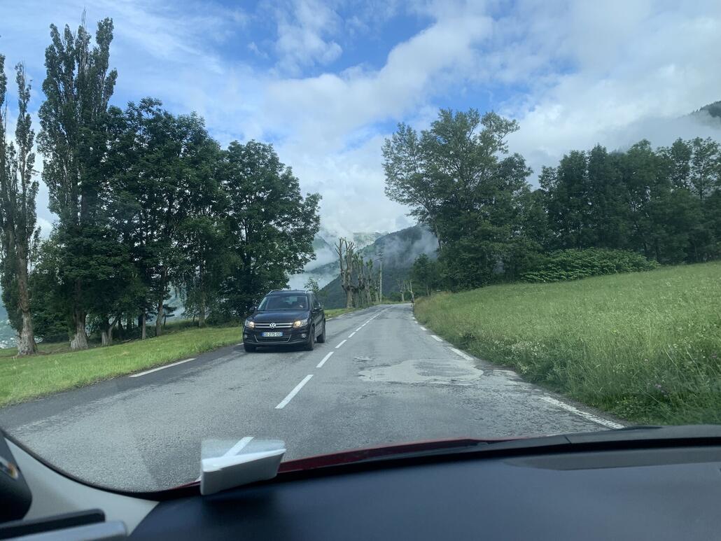 Hier bin ich bereits auf der Strasse zum kleinen Sankt Bernhard. Die ist aber echt in einem schlechten Zustand.