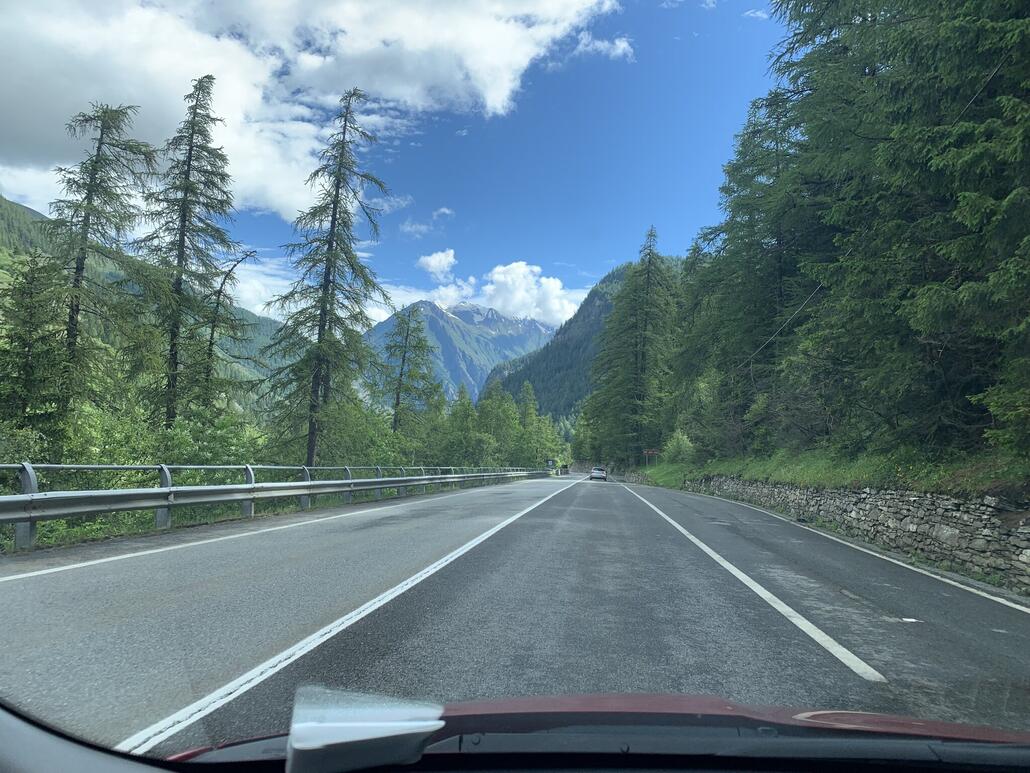 Im Auetal geht's vorbei an la Thuille richtung Pre-Saint-Didier