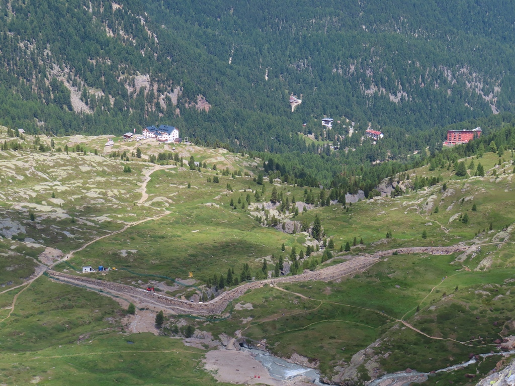 Blick auf dem Damm oberhalb der Zufallhütte