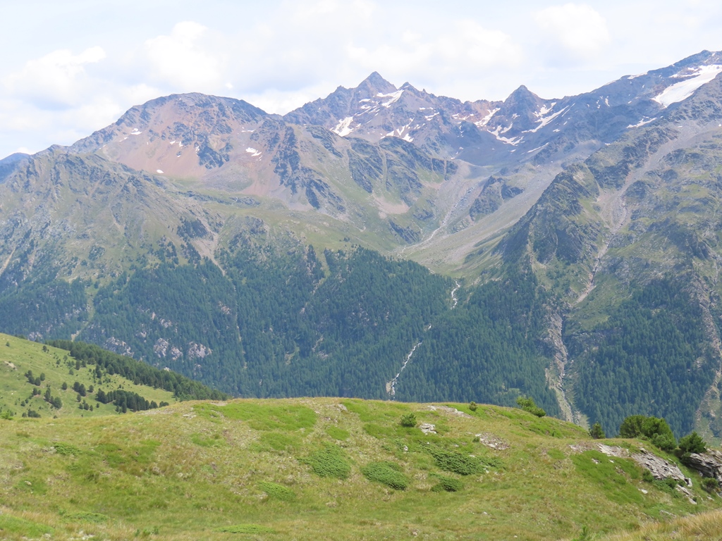 Die Zufrittspitze ist auf ihrer Westseite inzwischen weitgehend gleischerfrei