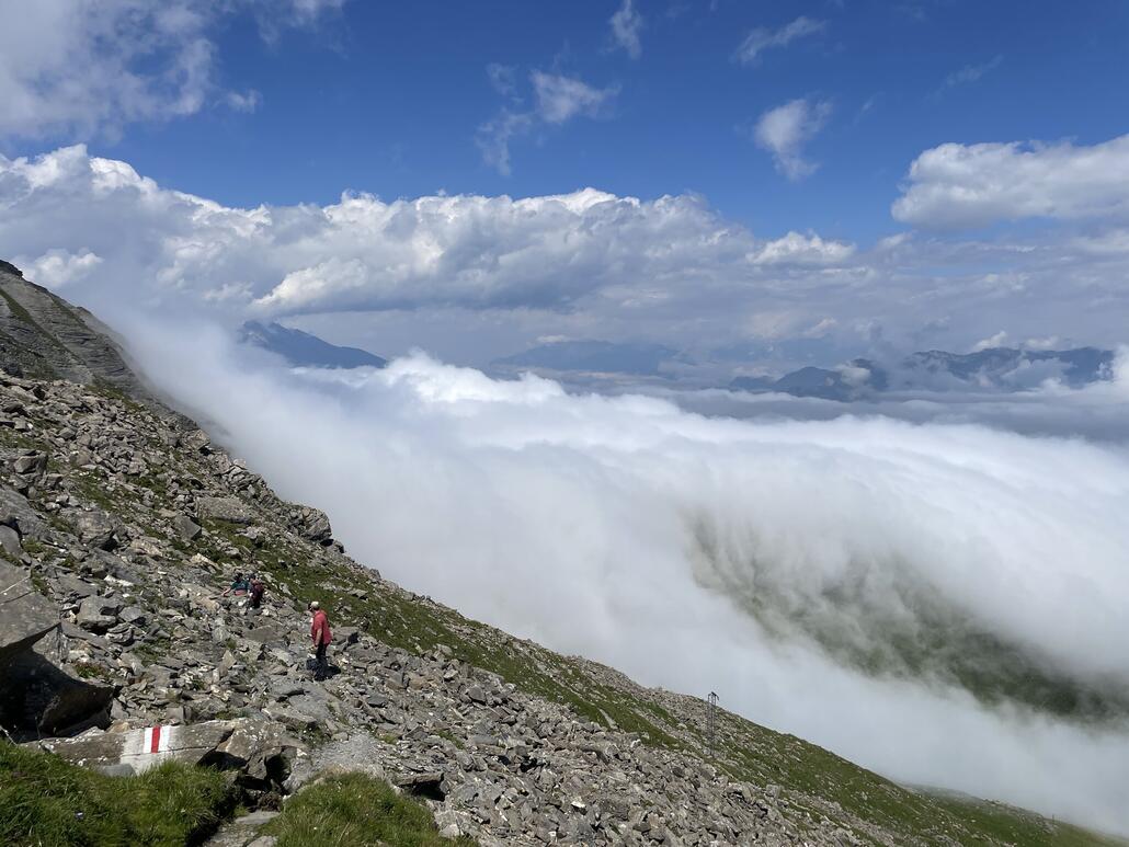 Abstieg vom Stätzerhorn. In diesem Sektor ist der Weg sehr steinig und auch verblockt.