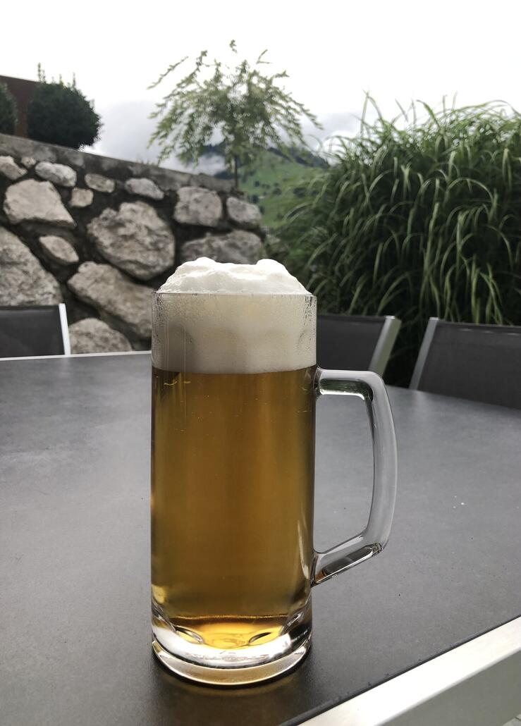 Kaiser aus der Dose. Seriös aufbereitet. Auf der Terasse in Brixen