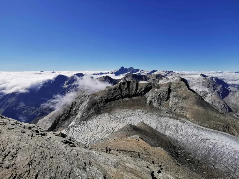 9. Und ja. Schaut euch doch dieses gewaltige Panorama an. Ist das nicht einfach schön?