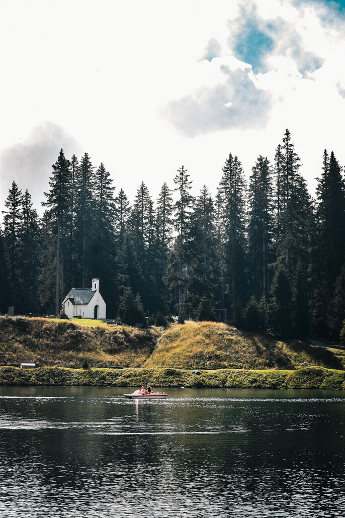 Am Hög See. Mein Highlight in Serfaus. Im Schönen Restaurant mit Seeblick tranken wir unseren ersten Hugo. Um halb 11