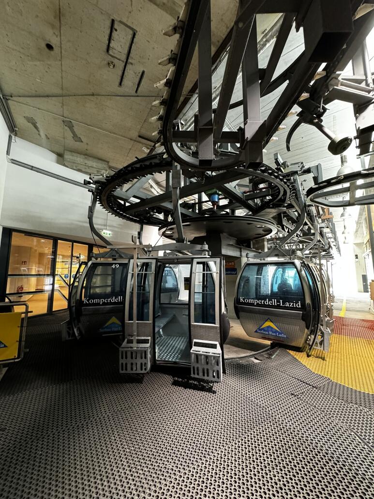 Dnach folgt ein älteres Modell.