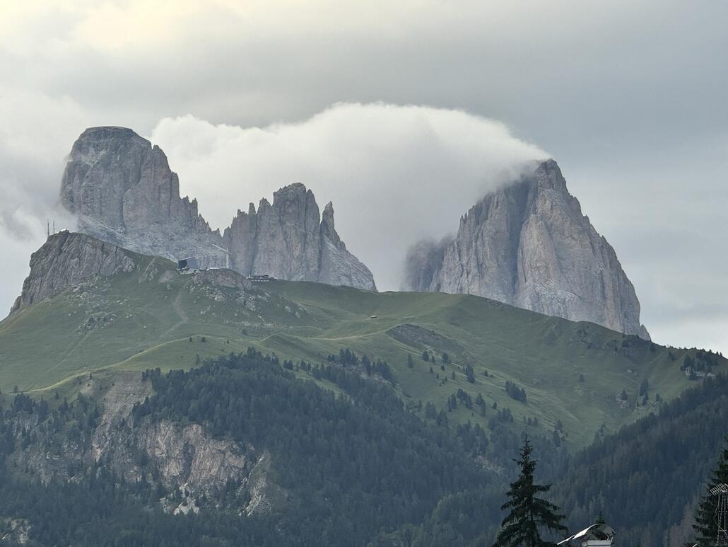 Blick zum Col Rodella und Langkofelscharte