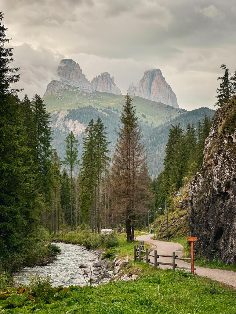 So stellt man sich doch die Dolomiten vor