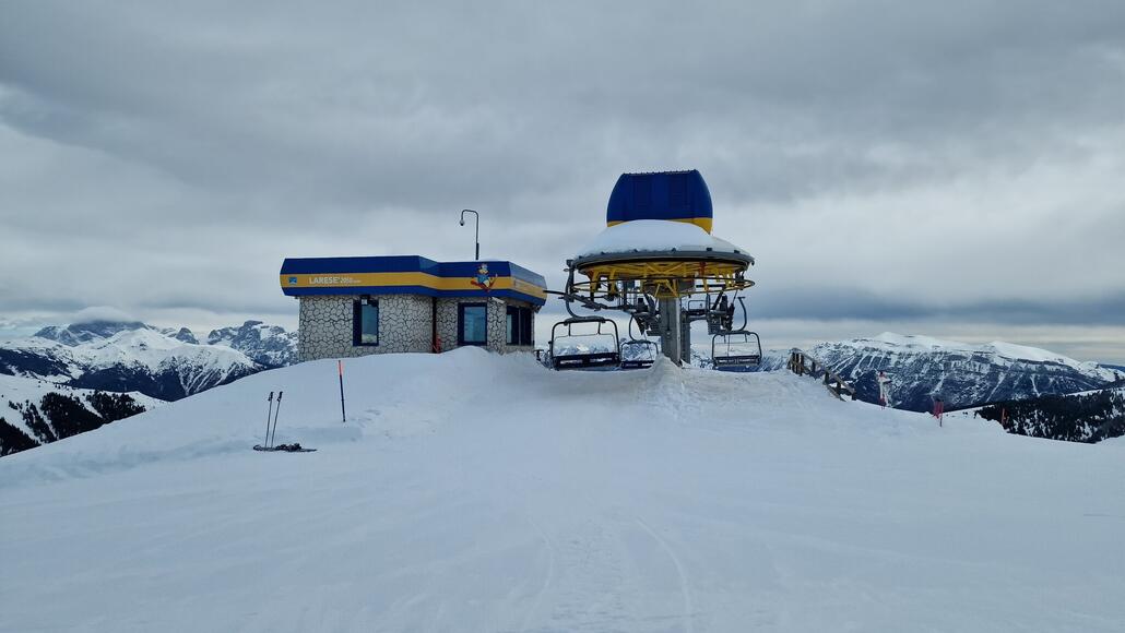 Bergstation der Sesselbahn Laresè.
