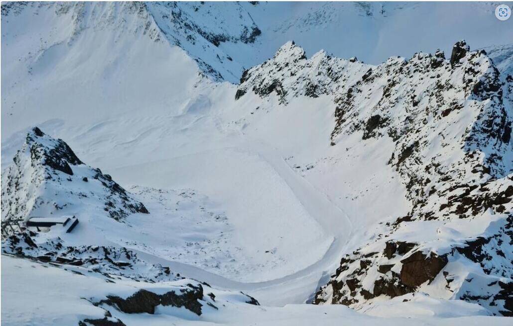 Bild_von_Skifahrer .jpg